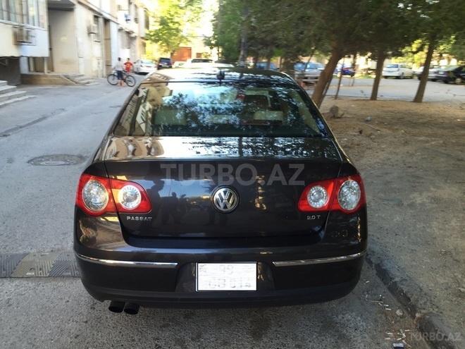 Volkswagen Passat 2005, 165,000 km - 2.0 l - Bakı