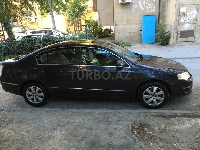 Volkswagen Passat 2005, 165,000 km - 2.0 l - Bakı