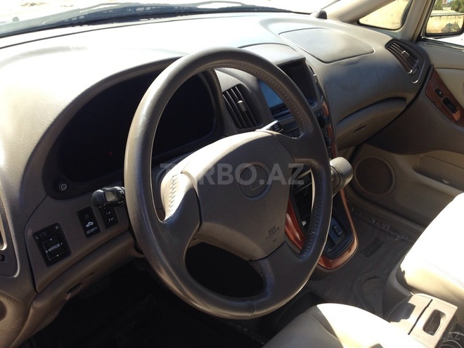 Lexus RX 300 2000, 168,000 km - 3.0 l - Bakı