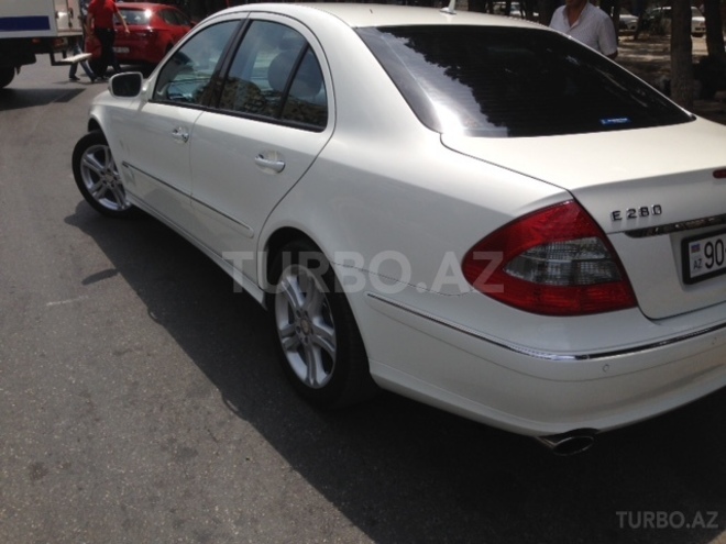Mercedes E 320 2008, 150,000 km - 3.0 л - Bakı