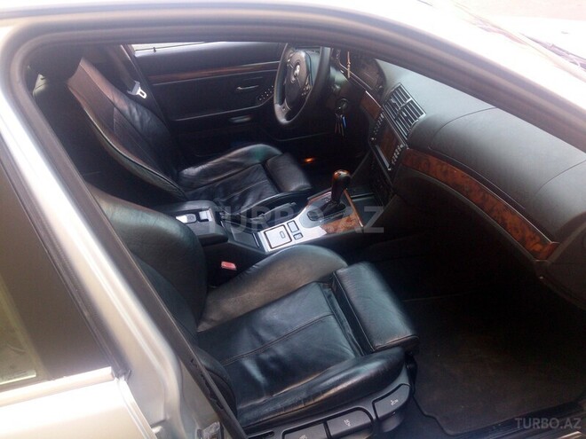 BMW 528 1998, 280,000 km - 2.8 л - Bakı
