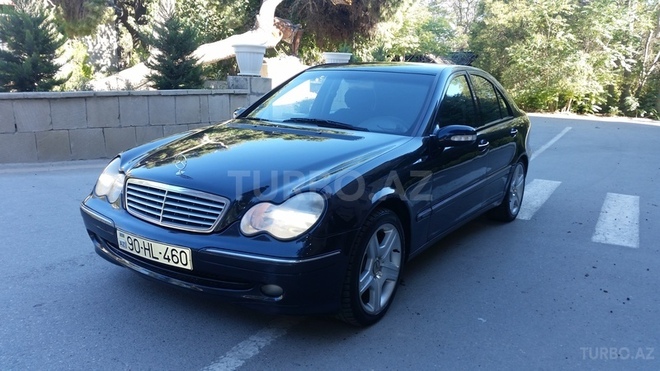Mercedes C 220 2001, 290,000 km - 2.2 l - Bakı