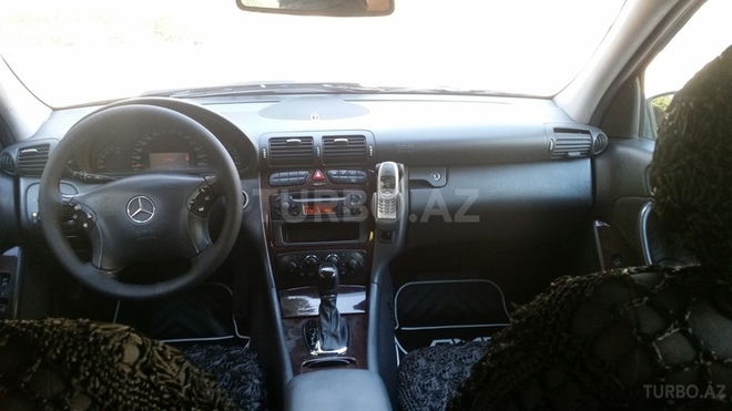 Mercedes C 220 2001, 290,000 km - 2.2 l - Bakı