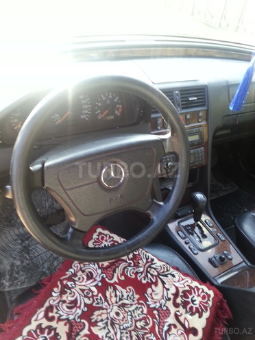 Mercedes C 240 1999, 213,000 km - 2.4 l - Bakı