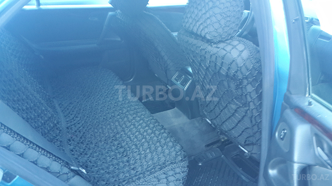 Mercedes E 200 1997, 286,000 km - 2.0 l - Bakı