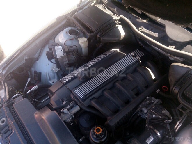 BMW 528 1998, 280,000 km - 2.8 л - Bakı