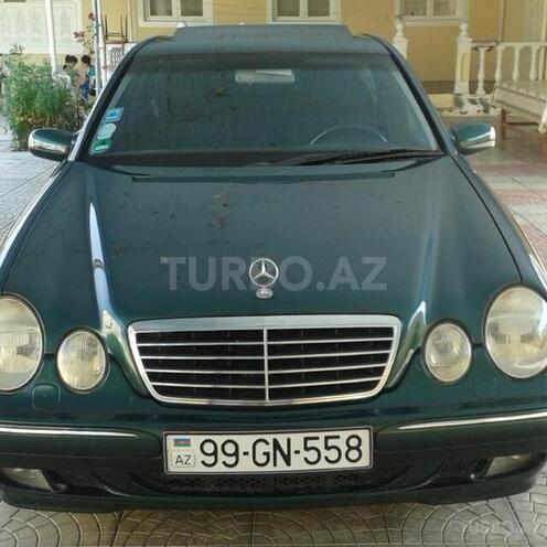 Mercedes E 240 2000, 118,000 km - 2.6 l - Bakı