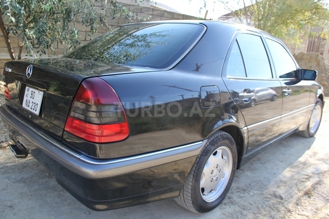Mercedes C 230 1999, 160,000 km - 2.3 l - Bakı