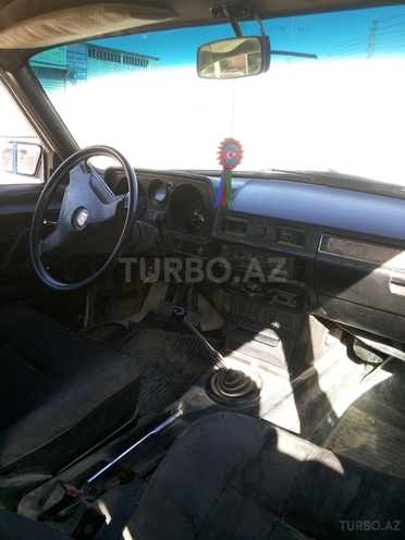 GAZ 24 1990, 100,000 km - 2.4 l - Bakı