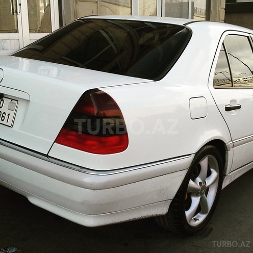 Mercedes C 240 1997, 200,000 km - 2.4 l - Bakı