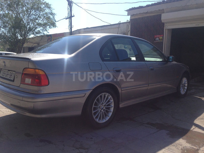 BMW 520 1998, 268,700 km - 2.0 l - Bakı