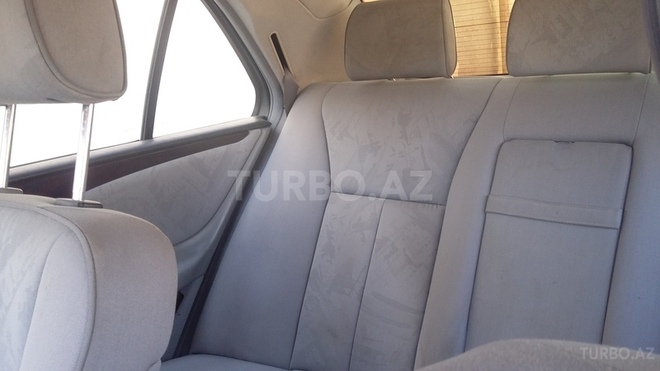 Mercedes E 200 1998, 265,040 km - 2.0 l - Bakı