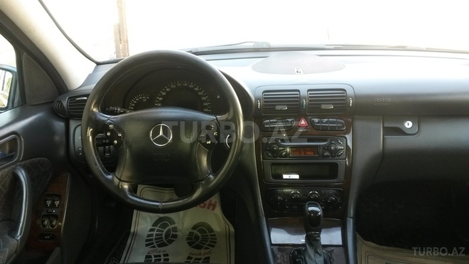 Mercedes C 200 2001, 250,000 km - 2.0 l - Bakı