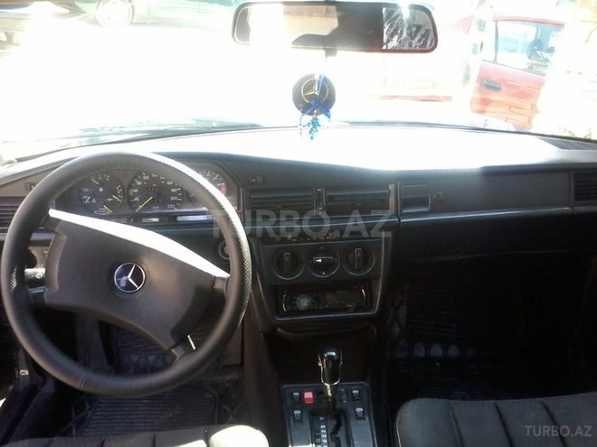 Mercedes 190 1990, 200,000 km - 2.0 л - Bakı