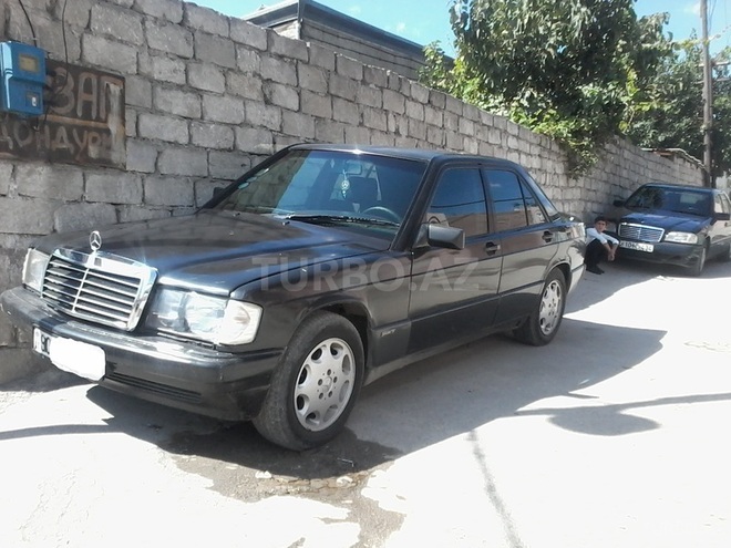 Mercedes 190 1990, 200,000 km - 2.0 л - Bakı