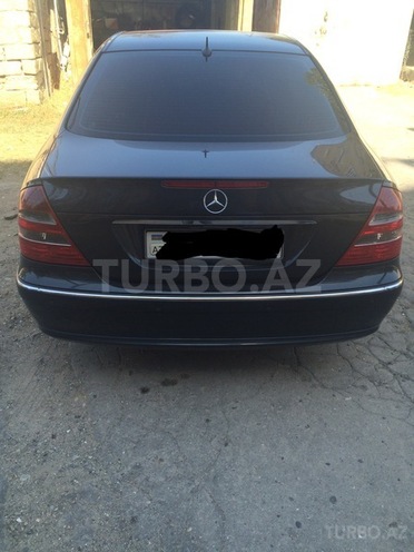 Mercedes E 270 2002, 198,000 km - 2.7 л - Bakı