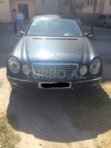 Mercedes E 270 2002, 198,000 km - 2.7 л - Bakı