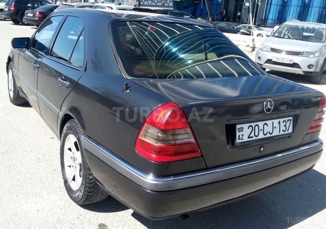 Mercedes C 180 1994, 286,900 km - 1.8 л - Bakı