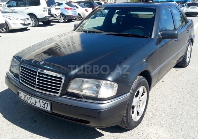 Mercedes C 180 1994, 286,900 km - 1.8 л - Bakı