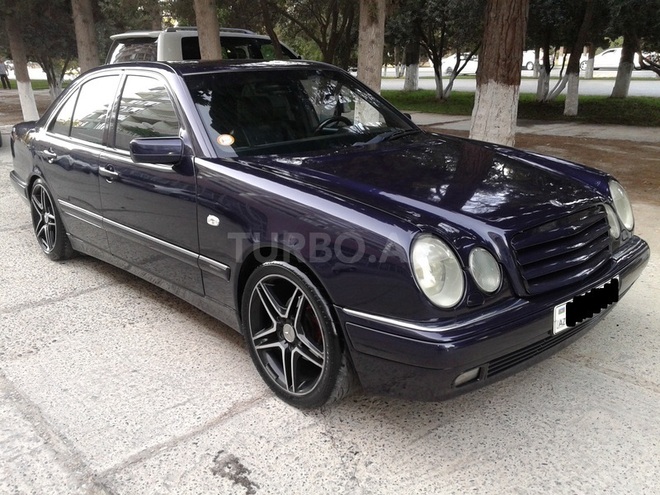 Mercedes E 200 1996, 196,300 km - 2.0 л - Bakı