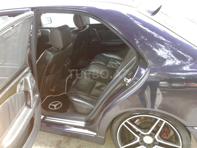 Mercedes E 200 1996, 196,300 km - 2.0 л - Bakı