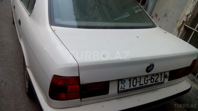 BMW 520 1989, 140,000 km - 2.0 l - Bakı