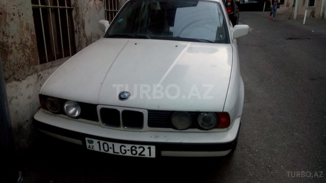 BMW 520 1989, 140,000 km - 2.0 l - Bakı