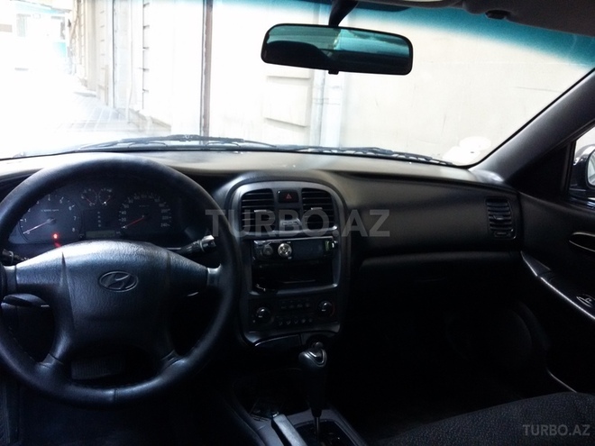 Hyundai Sonata 2004, 178,000 km - 2.0 l - Bakı