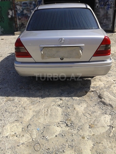 Mercedes C 180 1997, 165,000 km - 1.8 л - Bakı