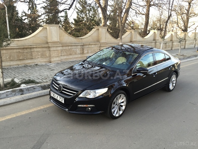 Volkswagen Passat 2011, 56,000 km - 2.0 л - Bakı
