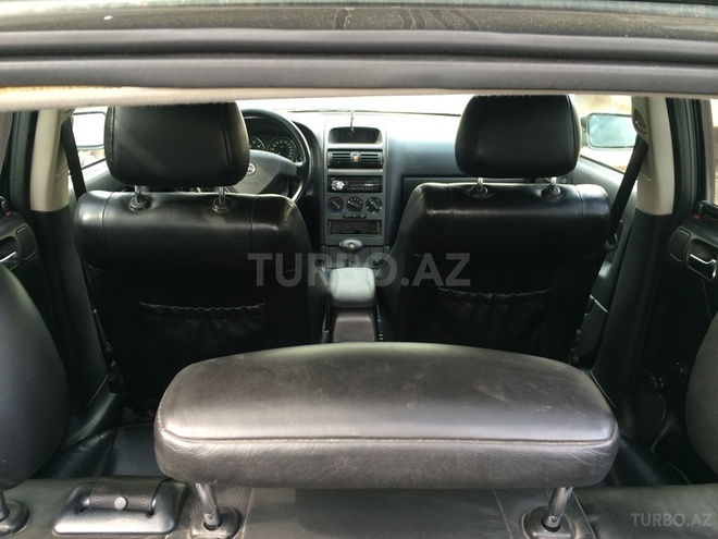 Opel Astra 2004, 246,000 km - 1.6 l - Bakı