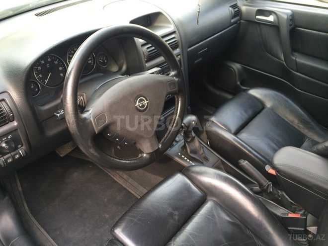Opel Astra 2004, 246,000 km - 1.6 l - Bakı
