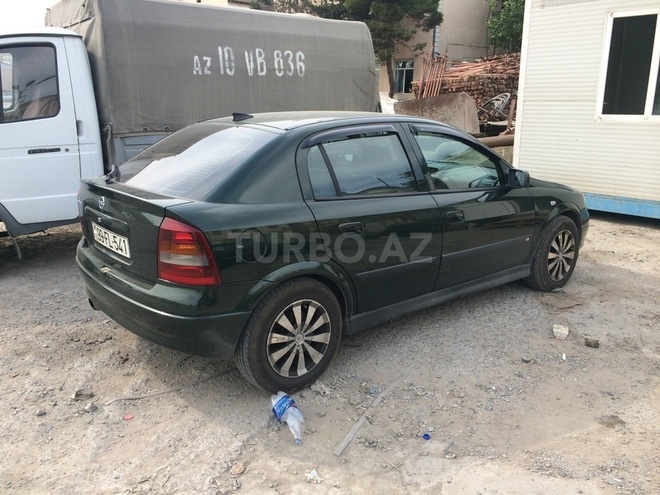 Opel Astra 2004, 246,000 km - 1.6 l - Bakı