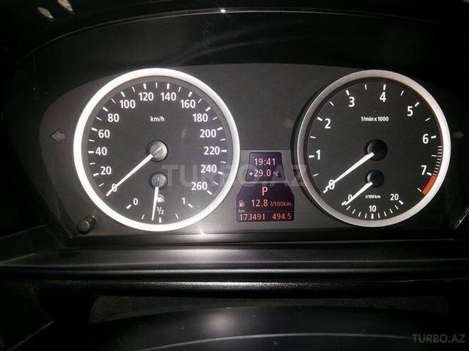 BMW 525 2006, 173,491 km - 2.5 l - Bakı