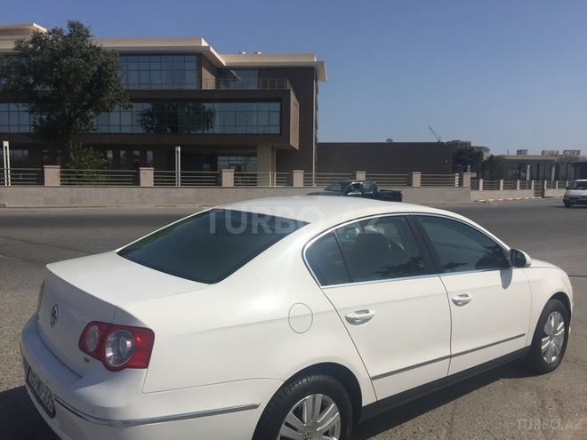 Volkswagen Passat 2010, 70,000 km - 1.8 l - Bakı