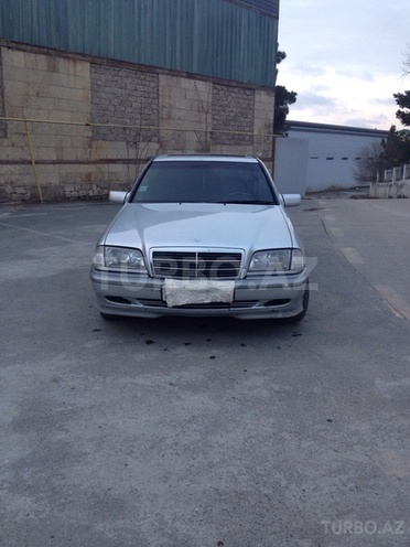 Mercedes C 180 1999, 210,000 km - 1.8 l - Bakı