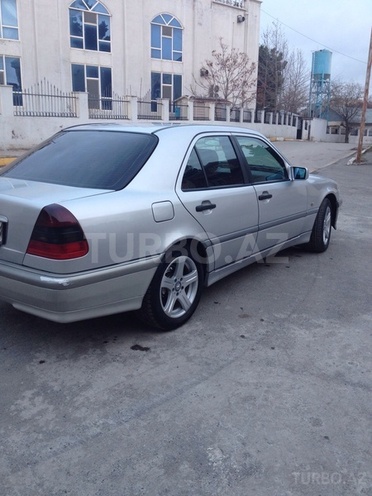 Mercedes C 180 1999, 210,000 km - 1.8 l - Bakı
