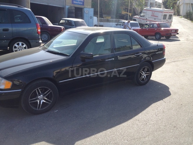 Mercedes C 220 1996, 201,050 km - 2.2 l - Bakı