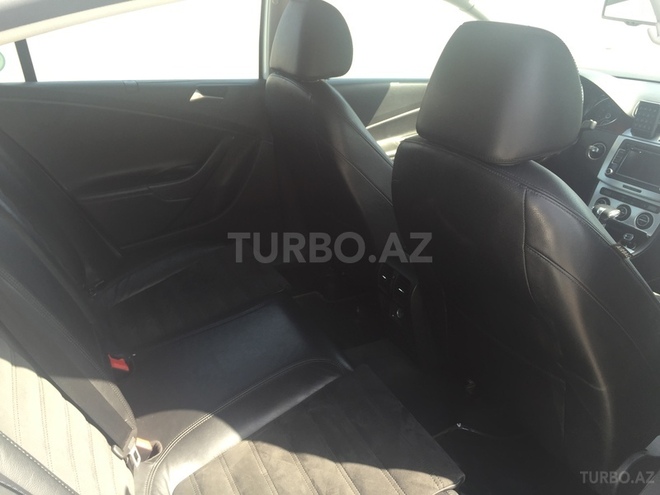 Volkswagen Passat 2010, 70,000 km - 1.8 l - Bakı