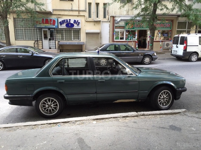 BMW 318 1987, 280,000 km - 1.8 l - Bakı