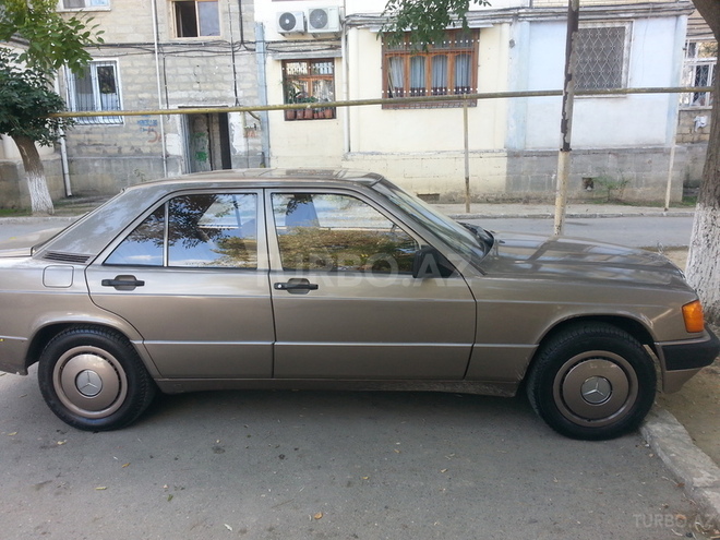 Mercedes 190 1990, 273,400 km - 2.0 l - Bakı