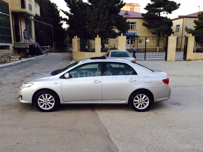 Toyota Corolla 2008, 170,000 km - 1.8 l - Bakı