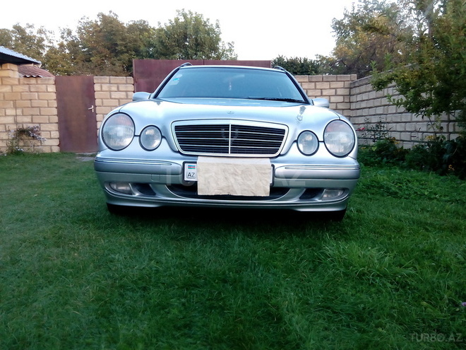 Mercedes E 220 2000, 315,000 km - 2.2 l - Bakı