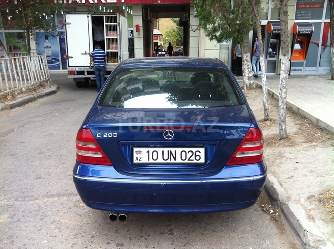 Mercedes C 200 2000, 181,350 km - 2.0 l - Bakı