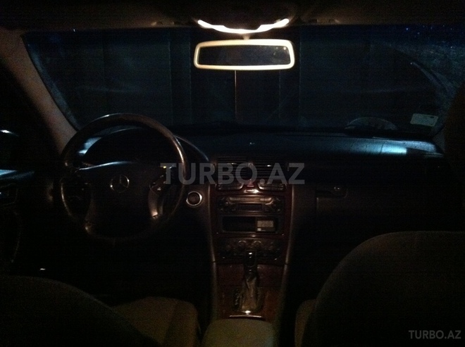 Mercedes C 200 2000, 181,350 km - 2.0 l - Bakı
