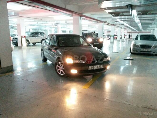 Opel Vectra 1998, 260,000 km - 2.0 л - Bakı