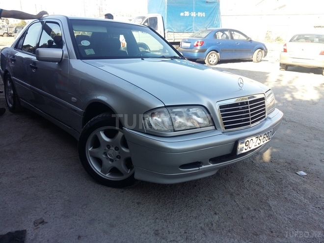 Mercedes C 220 1998, 198,000 km - 2.2 л - Bakı