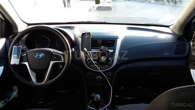 Hyundai Accent 2013, 93,000 km - 1.6 л - Bakı