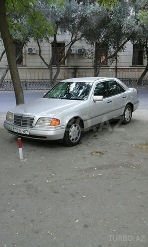 Mercedes C 200 1995, 266,000 km - 2.0 л - Bakı