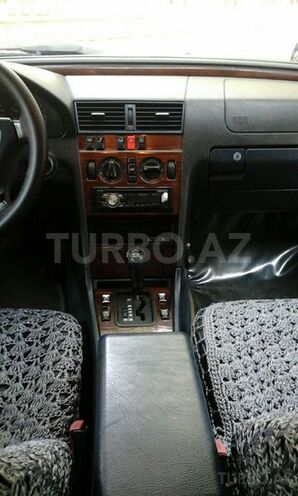 Mercedes C 200 1995, 266,000 km - 2.0 л - Bakı